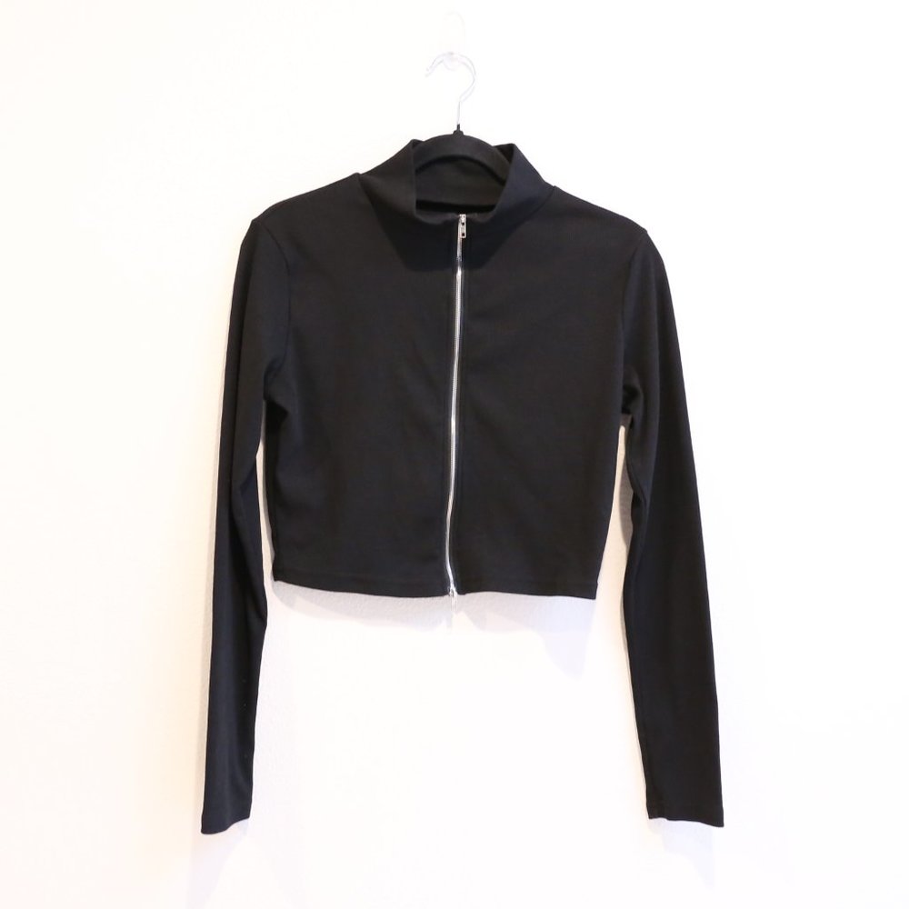 2-way zip black high neck black long sleeve crop top sweater jacket
